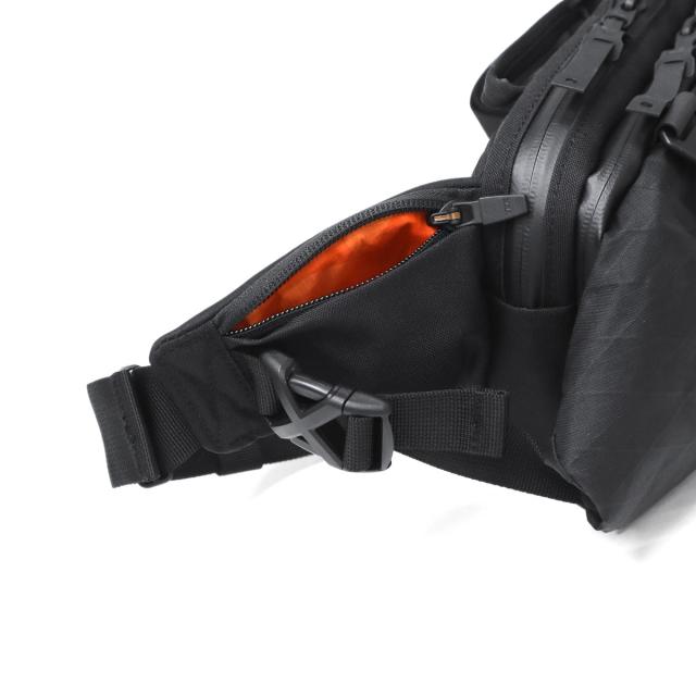 【商品レビューで＋5％】コードオブベル ボディバッグ メンズ ウエストバッグ 小さめ CODE OF BELL ブランド かっこいい 男性 斜め掛けバッグ 横型 軽量 コンパクト 止水ファスナー 2.3L 7L 2層 ナイロン 拡張機能 X-POD II COFB-XPD2