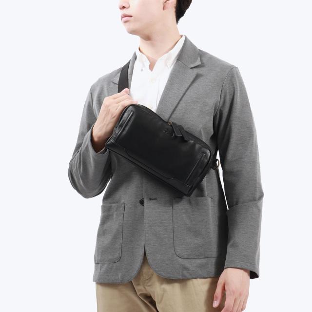 商品レビューで＋5％】ダコタブラックレーベル ボディバッグ 本革 革