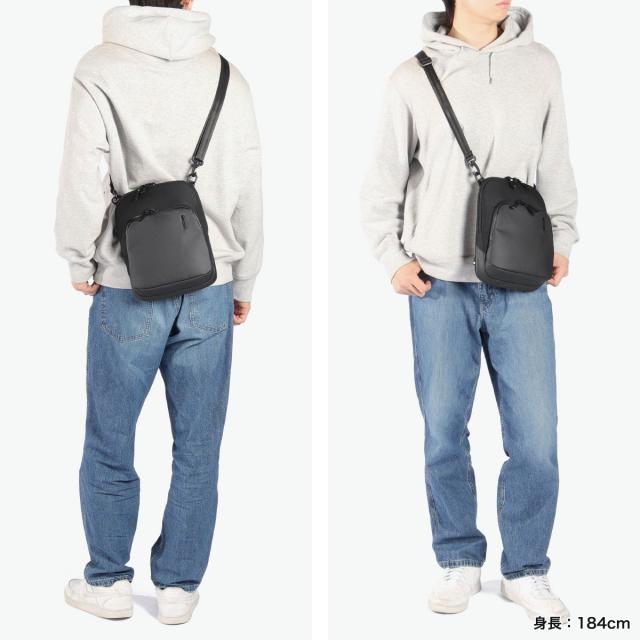 【商品レビューで＋5％】【日本正規品】インケース ショルダーバッグ メンズ レディース 斜めがけバッグ ブランド Incase 小さめ かっこいい 斜めがけ 大人 撥水 縦型 B5 4.9L クロスボディバッグ ショルダー A.R.C.Crossbody Bag