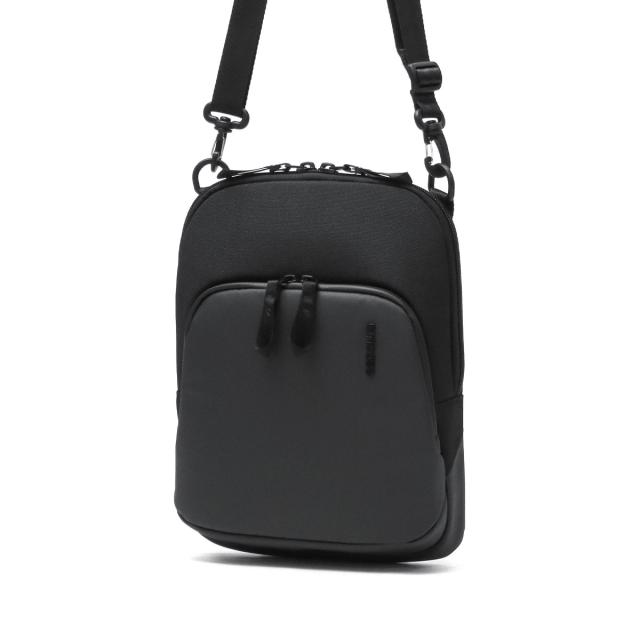 【商品レビューで＋5％】【日本正規品】インケース ショルダーバッグ メンズ レディース 斜めがけバッグ ブランド Incase 小さめ かっこいい 斜めがけ 大人 撥水 縦型 B5 4.9L クロスボディバッグ ショルダー A.R.C.Crossbody Bag