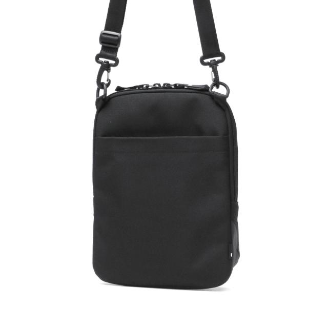 【商品レビューで＋5％】【日本正規品】インケース ショルダーバッグ メンズ レディース 斜めがけバッグ ブランド Incase 小さめ かっこいい 斜めがけ 大人 撥水 縦型 B5 4.9L クロスボディバッグ ショルダー A.R.C.Crossbody Bag