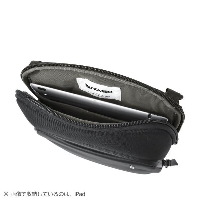 【商品レビューで＋5％】【日本正規品】インケース ショルダーバッグ メンズ レディース 斜めがけバッグ ブランド Incase 小さめ かっこいい 斜めがけ 大人 撥水 縦型 B5 4.9L クロスボディバッグ ショルダー A.R.C.Crossbody Bag