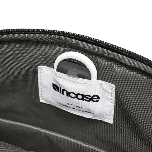 【商品レビューで＋5％】【日本正規品】インケース ショルダーバッグ メンズ レディース 斜めがけバッグ ブランド Incase 小さめ かっこいい 斜めがけ 大人 撥水 縦型 B5 4.9L クロスボディバッグ ショルダー A.R.C.Crossbody Bag