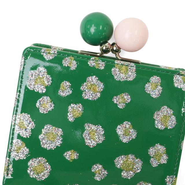 【商いもの文芸評論で＋5％】ツモリチサト 二つ折り紙入れ レディース ブランド名 tsumori chisato CARRY 紙入れ 蝦蟇口 本革 革 成年者 可愛らしい 二つ折 グリッターフラワー 57856