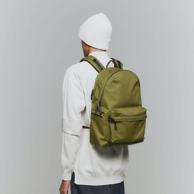 最大30%還元★5/3限定｜【5％OFFクーポン】【商品レビューで＋5％】【セール30％OFF】アントラック リュック メンズ 通勤 通学 UNTRACK デイパック バックパック 軽い A4 20L PC 2層 旅行 撥水 60026_1