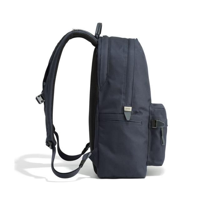 最大30%還元★5/3限定｜【5％OFFクーポン】【商品レビューで＋5％】【セール30％OFF】アントラック リュック メンズ 通勤 通学 UNTRACK デイパック バックパック 軽い A4 20L PC 2層 旅行 撥水 60026_16