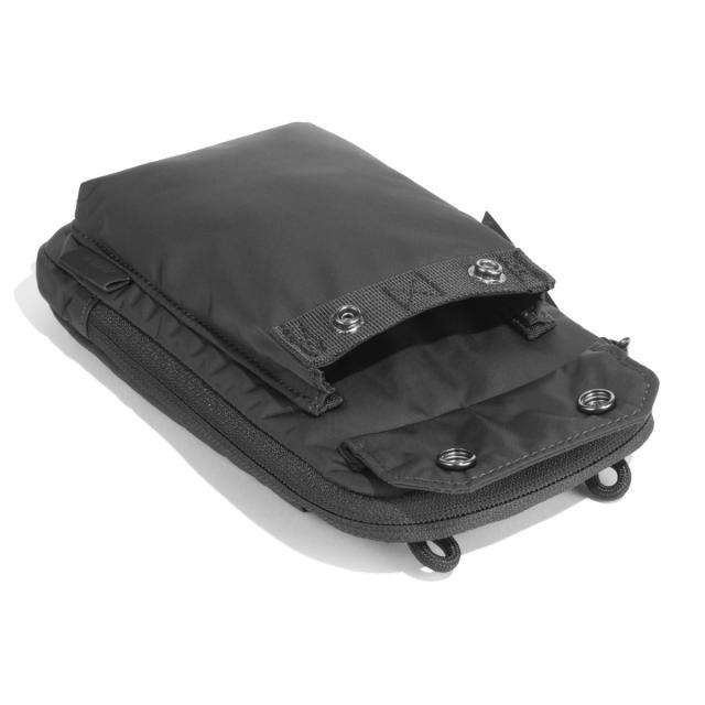 【商品レビューで＋5％】アントラック ショルダーバッグ メンズ レディース UNTRACK 斜めがけ 小さめ 大人 軽量 斜めがけバッグ ブランド 縦型 撥水 0.5L  60211