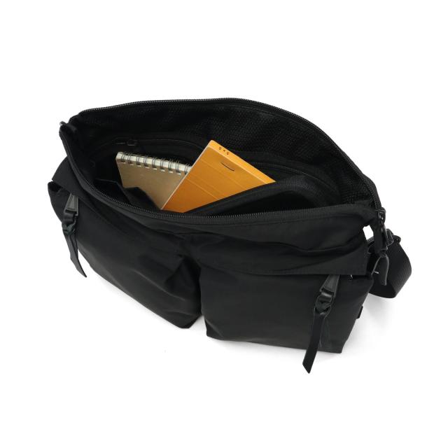 【5％OFFクーポン】【商品レビューで＋5％】アントラック ショルダーバッグ メンズ レディース 斜めがけ 軽量 大人 B5 UNTRACK 3.5L CITY / 3LS Helmet Shoulder M 60373