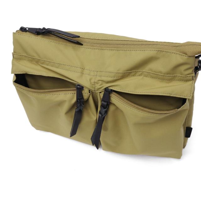 【5％OFFクーポン】【商品レビューで＋5％】アントラック ショルダーバッグ メンズ レディース 斜めがけ 軽量 大人 B5 UNTRACK 3.5L CITY / 3LS Helmet Shoulder M 60373