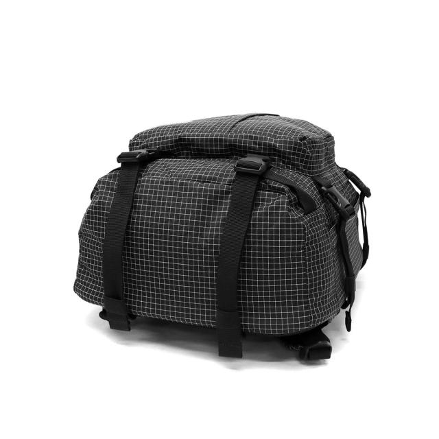 【商品レビューで＋5％】エクストララージ リュック メンズ レディース 通学 XLARGE バッグ ブランド カジュアル 小さめ A4 おしゃれ 軽量 21.8L PC STANDARD LOGO PATCHED RIPSTOP DAYPACK 101251053007