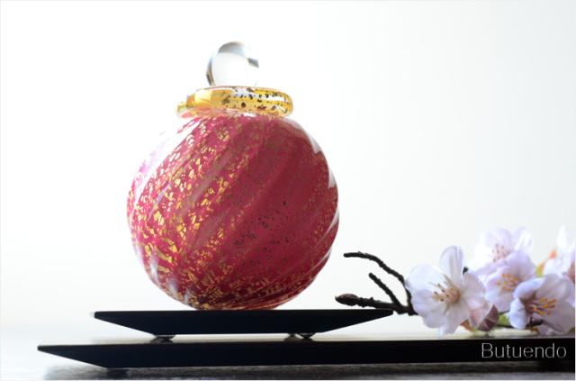 国産・メモリアルボトル【吹きガラス骨壷・本金箔仕立て：風花（かざはな） 桃】桐箱付き　手元供養、 送料無料_2