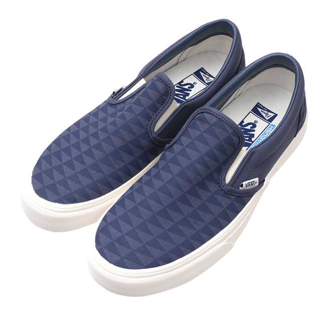 vans surf slip on