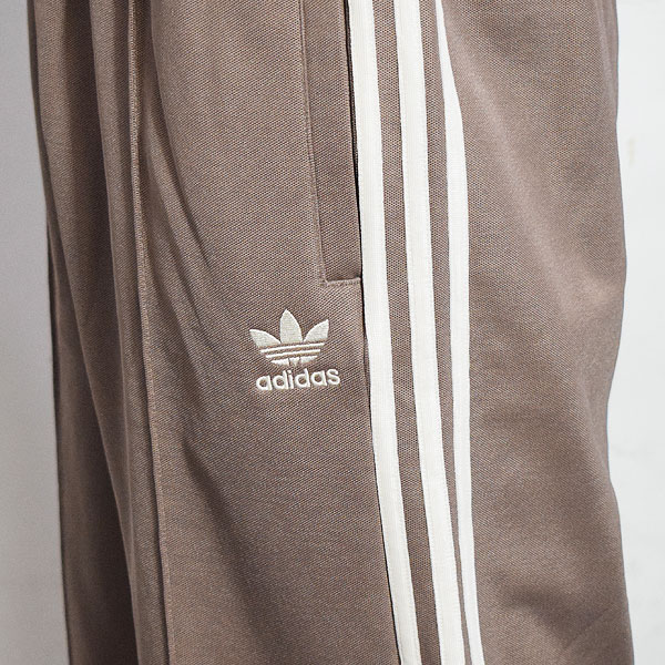 adidas Originals アディダス オリジナルス BAGGY TP -TRACE BROWN- メンズ パンツ ジャージ トラックパンツ atfpts