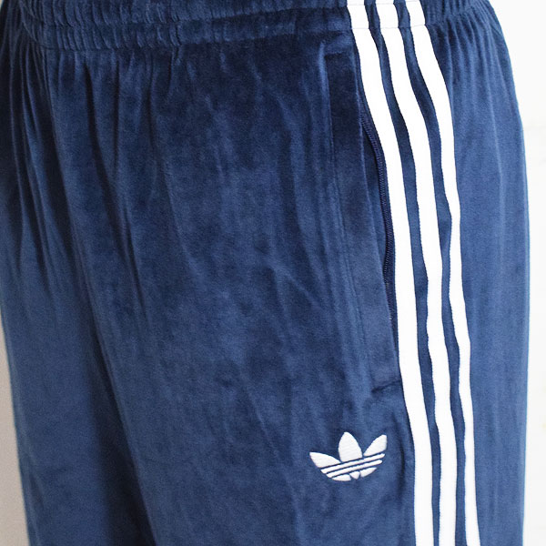 adidas Originals アディダス オリジナルス SSTアディカラー ベロア トラックパンツ -NIGHT INDIGO- パンツ トラックパンツ atfpts