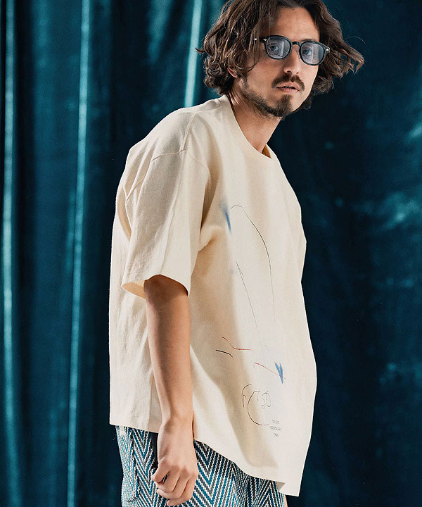 ANGENEHM アンゲネーム Printed T-shirt -handwriting esque- Tシャツ atftps