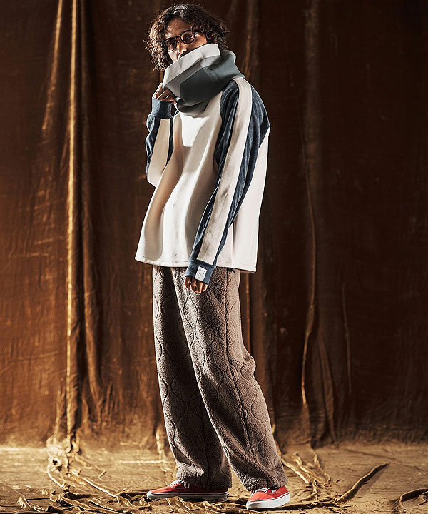 2025 秋冬 先行予約 9月下旬〜10月上旬入荷予定 ANGENEHM アンゲネーム Neo Souvenir Crew Tシャツ キャンセル不可 atftps 2025 秋冬 先行予約 9月下旬〜10月上旬入荷予定 ANGENEHM アンゲネーム Neo