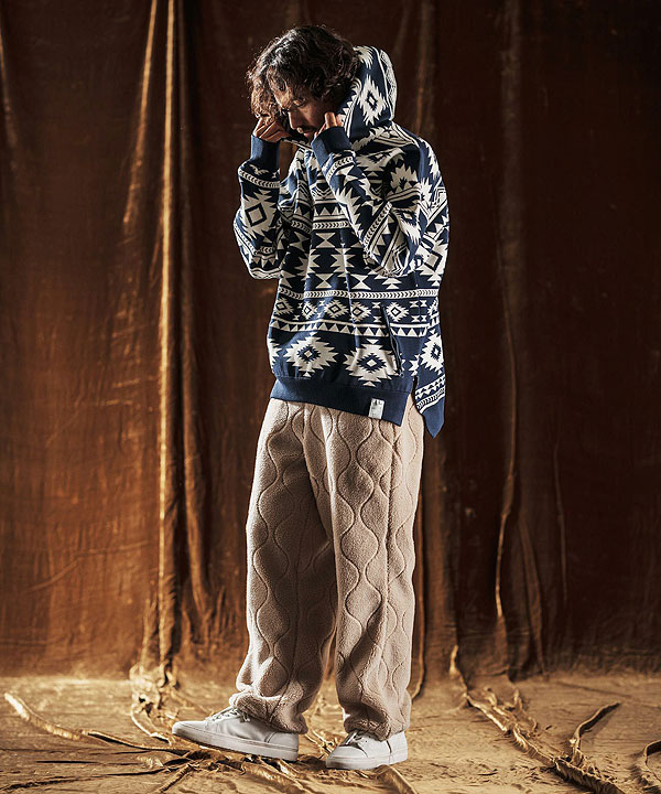 2025 秋冬 先行予約 10月中旬〜下旬入荷予定 ANGENEHM アンゲネーム Native Pattern Hoodie -Airy Yarn Sweater- キャンセル不可