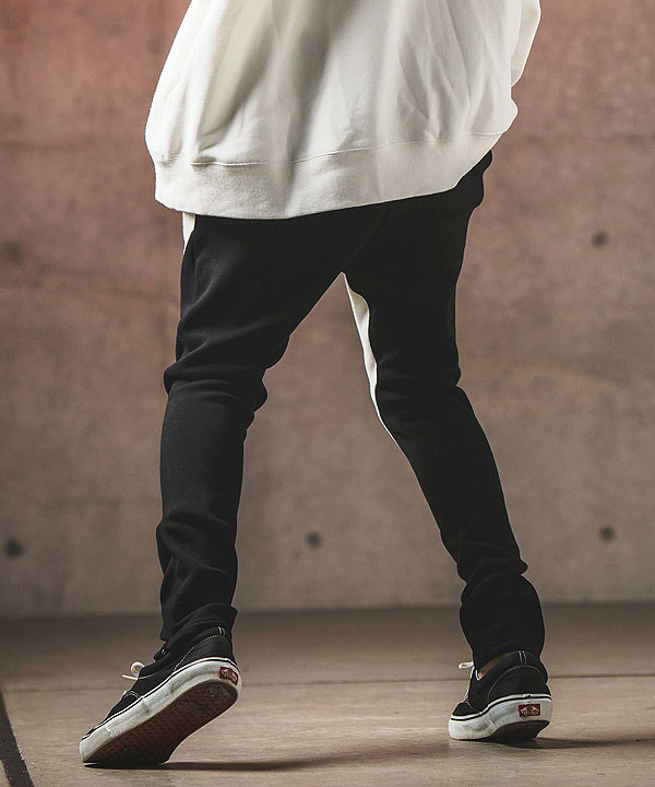 2024 秋冬 2nd 先行予約 10月下旬〜11月上旬入荷予定 GLIMCLAP Back shaggy double knit color scheme design tight fit pants 2024 秋冬 2nd 先行予約 10月下旬〜11月上旬入荷予定 GLIMCLAP Back