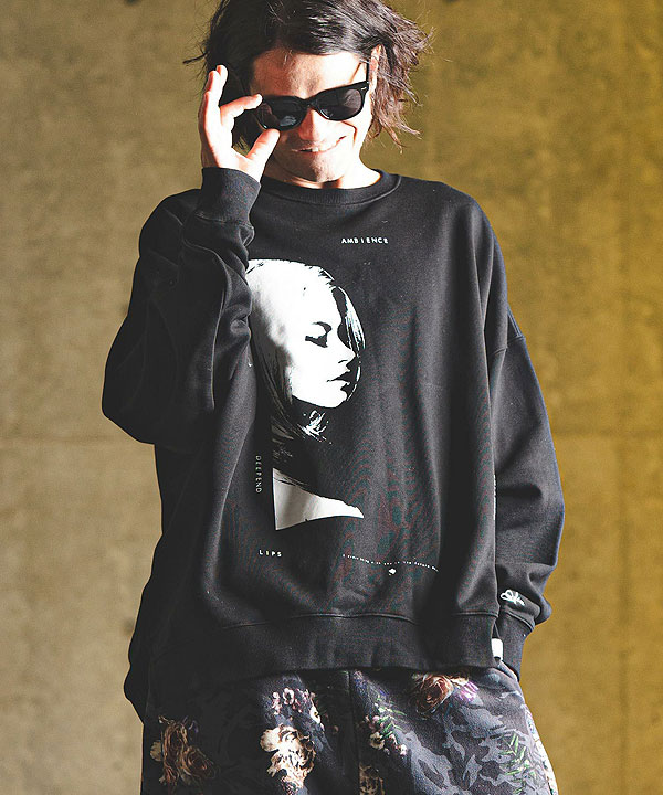 2024 秋冬 3rd 先行予約 11月上旬〜中旬入荷予定 GLIMCLAP グリムクラップ Printed oversized sweatshirt -Girl & Ambience-