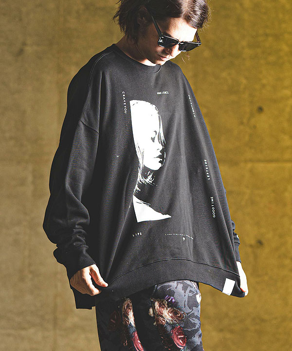 2024 秋冬 3rd 先行予約 11月上旬〜中旬入荷予定 GLIMCLAP グリムクラップ Printed oversized sweatshirt -Girl & Ambience-