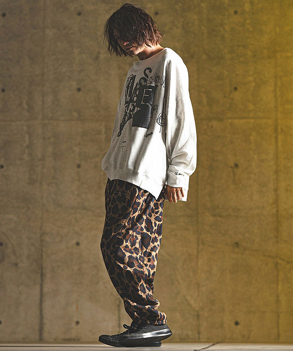 2024 秋冬 3rd 先行予約 11月上旬〜中旬入荷予定 GLIMCLAP グリムクラップ Printed oversized sweatshirt -Handwriting Art-