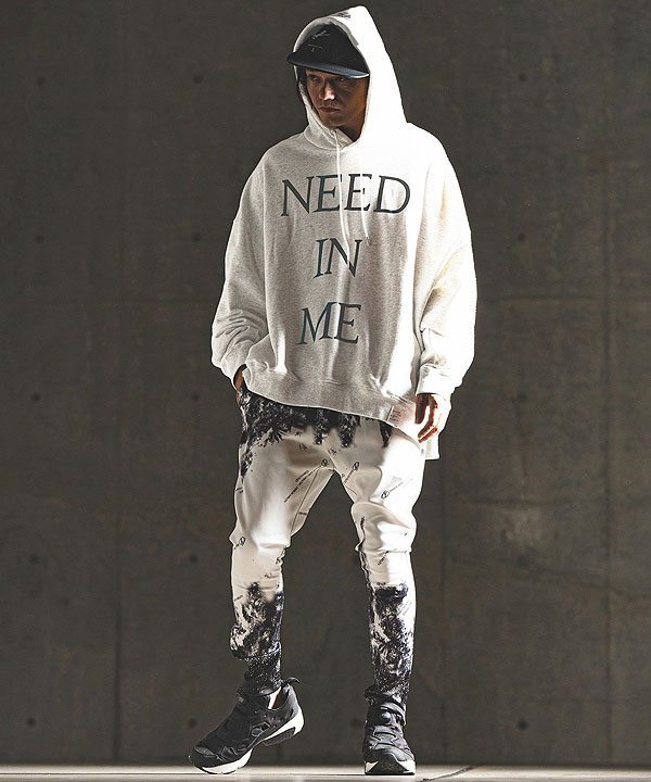 2024 秋冬 3rd 先行予約 11月上旬〜中旬入荷予定 GLIMCLAP グリムクラップ Printed oversized sweathoodie -NEED IN ME logo-