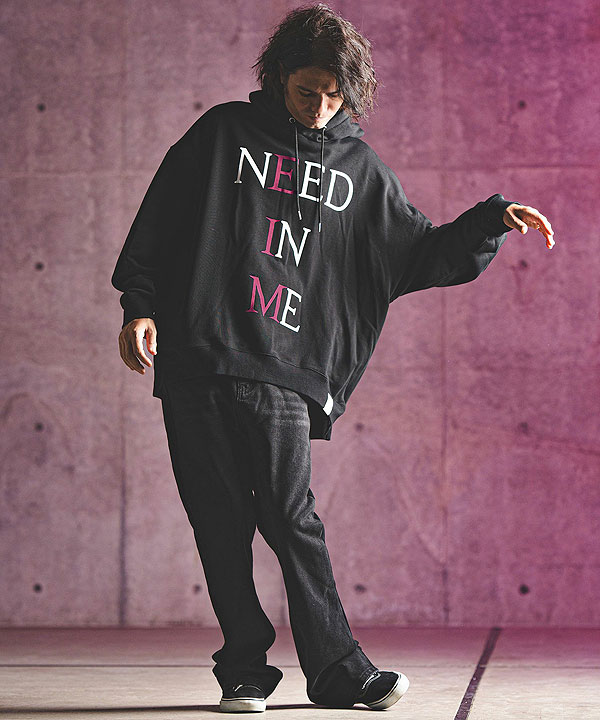 2024 秋冬 3rd 先行予約 11月上旬〜中旬入荷予定 GLIMCLAP グリムクラップ Printed oversized sweathoodie -NEED IN ME logo-