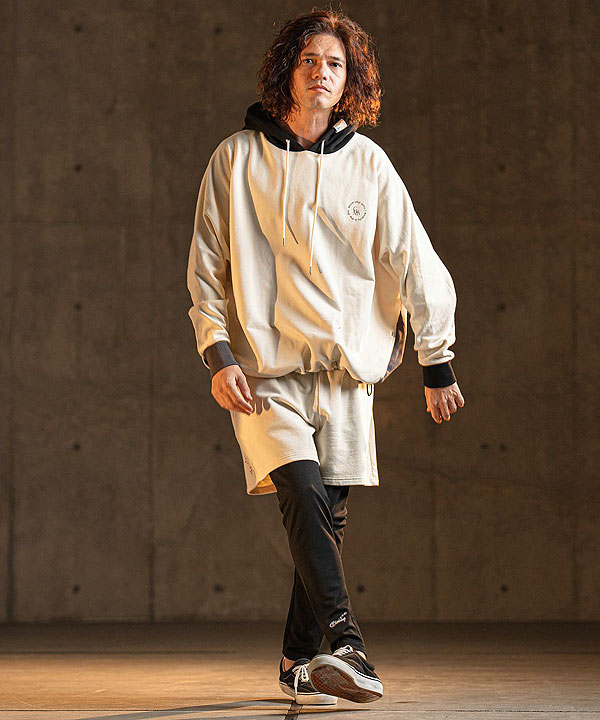 GLIMCLAP グリムクラップ Minimal printed design sweathoodie