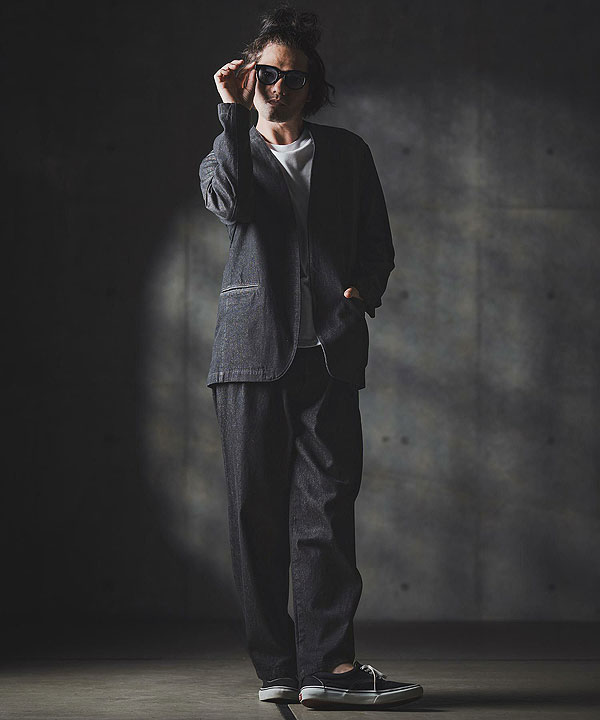 2025 秋冬 1st 先行予約 8月中旬〜下旬入荷予定 GLIMCLAP グリムクラップ Denim wide-leg trousers -Distressed for a vintage look-