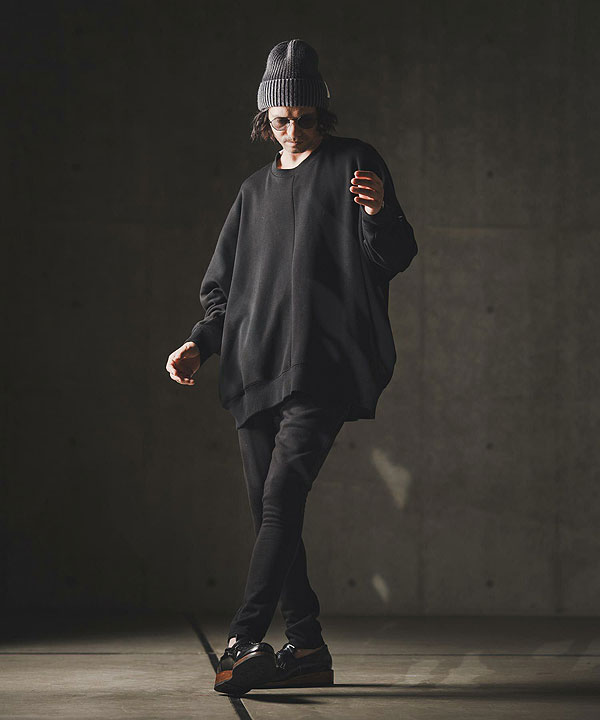 2025 秋冬 1st 先行予約 8月中旬〜下旬入荷予定 GLIMCLAP Dolman sleeve detail pullover -Bonded fleece-lined double-knit fabric-