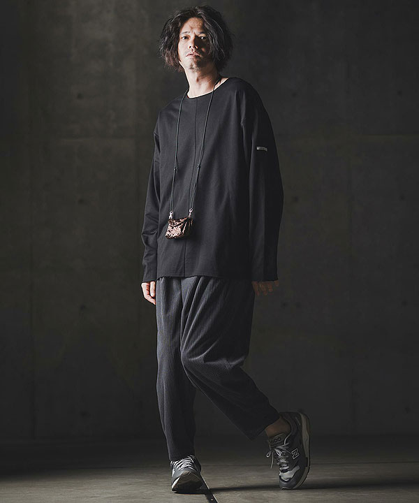 2025 秋冬 1st 先行予約 8月中旬〜下旬入荷予定 GLIMCLAP グリムクラップ Boxy silhouette long sleeve T-shirt -Mini pile sweat fabric-