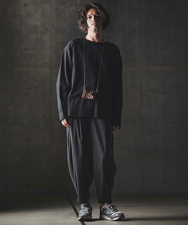2025 秋冬 1st 先行予約 8月中旬〜下旬入荷予定 GLIMCLAP グリムクラップ Boxy silhouette long sleeve T-shirt -Mini pile sweat fabric-