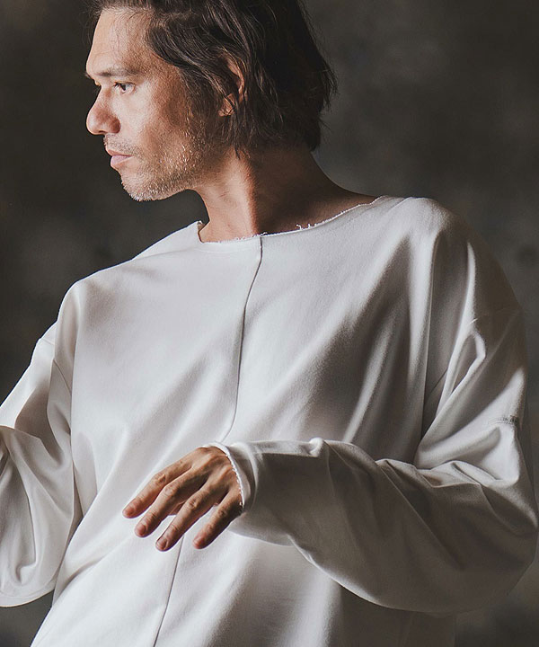 2025 秋冬 1st 先行予約 8月中旬〜下旬入荷予定 GLIMCLAP グリムクラップ Boxy silhouette long sleeve T-shirt -Mini pile sweat fabric-