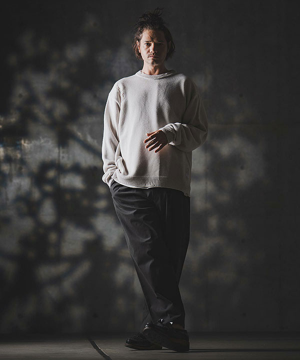 2025 秋冬 1st 先行予約 9月上旬〜中旬入荷予定 GLIMCLAP グリムクラップ Mid-gauge crewneck sweater -Distressed for a vintage look-