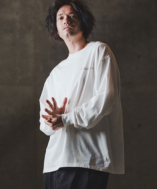 2025 秋冬 1st 先行予約 8月中旬〜下旬入荷予定 GLIMCLAP グリムクラップ Boxy silhouette long sleeve T-shirt -Minimal printed design-