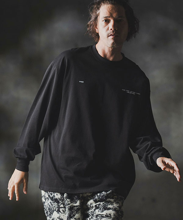 2025 秋冬 1st 先行予約 8月中旬〜下旬入荷予定 GLIMCLAP グリムクラップ Boxy silhouette long sleeve T-shirt -Minimal printed design-