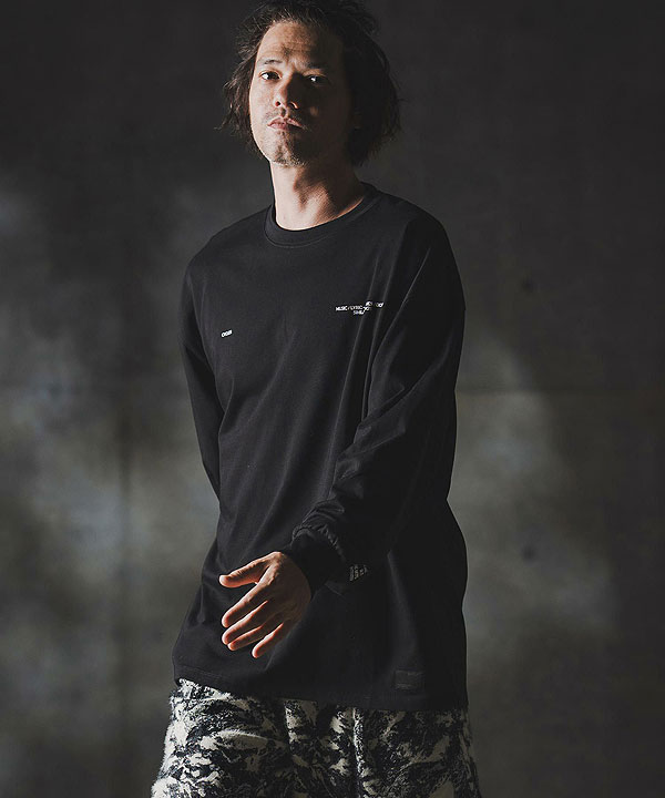 2025 秋冬 1st 先行予約 8月中旬〜下旬入荷予定 GLIMCLAP グリムクラップ Boxy silhouette long sleeve T-shirt -Minimal printed design-