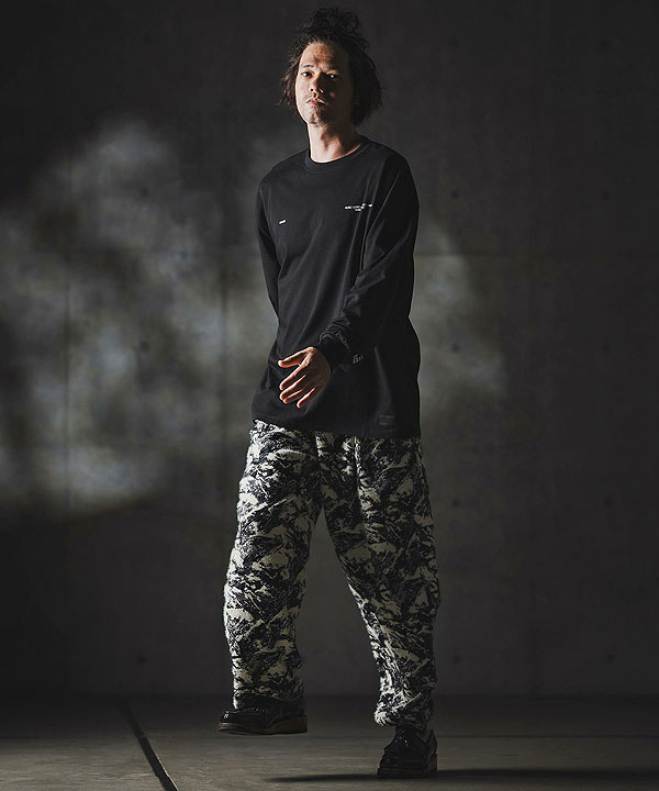 2025 秋冬 1st 先行予約 8月中旬〜下旬入荷予定 GLIMCLAP グリムクラップ Boxy silhouette long sleeve T-shirt -Minimal printed design-