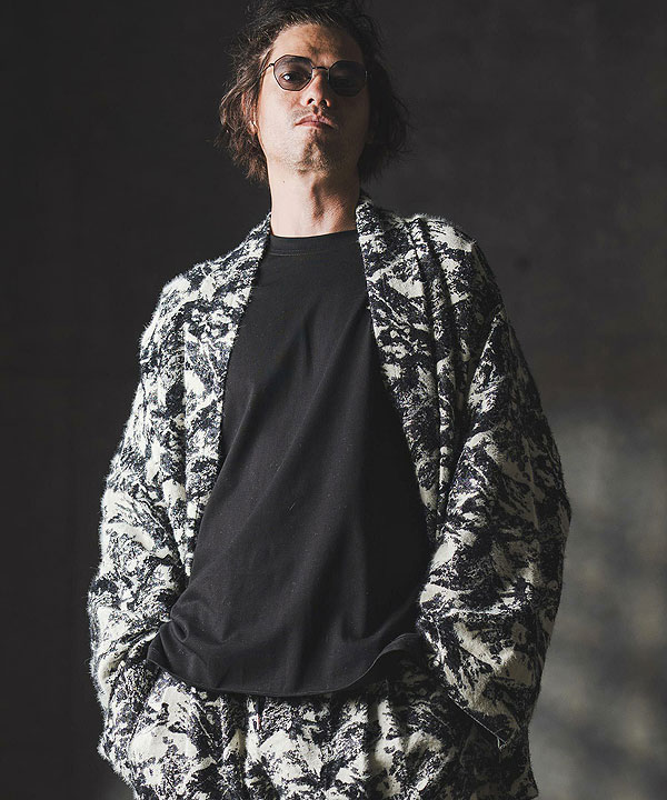 2025 秋冬 1st 先行予約 9月中旬〜下旬入荷予定 GLIMCLAP グリム Gown-ish cropped coat -Brushed texture & Full patterned textile-