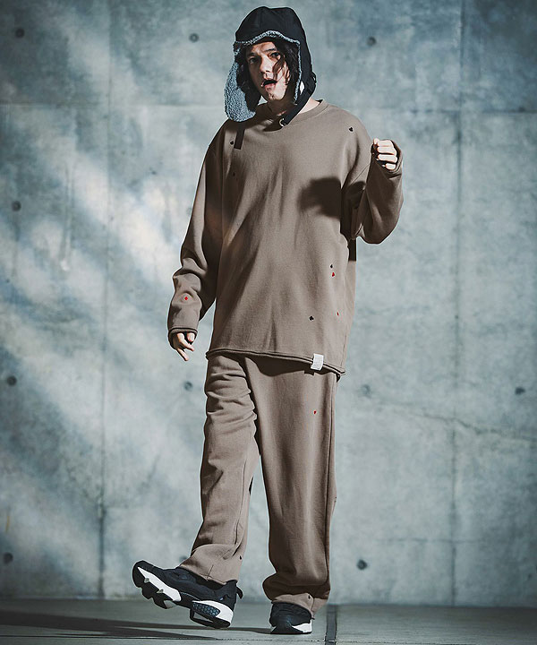 2025 秋冬 2nd 先行予約 10月中旬〜下旬入荷予定 GLIMCLAP グリムクラップ Card Stitch Emblem Sweatshirt キャンセル不可 atftps_10