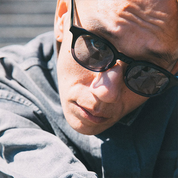 OWN オウン #06 BLACK×GREY / GRAYISH BLUE メンズ サングラス クリア