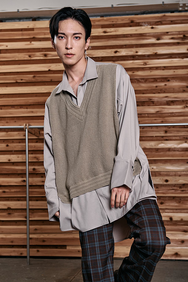 50％OFF SALE セール NO ID. BLACK ノーアイディー ドッキングニットSH