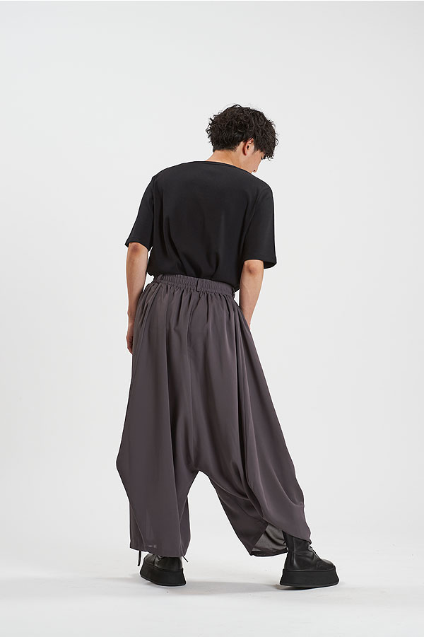 30％OFF SALE セール NO ID. BLACK ノーアイディー Squidギャザーバギートラウザーズ メンズ パンツ ワイドパンツ 送料無料 atfpts_10