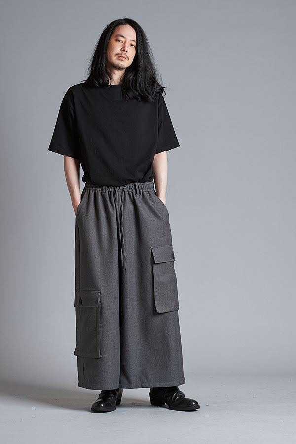 50％OFF SALE セール NO ID. BLACK ノーアイディー アシンメトリーカーゴトラウザーズ メンズ パンツ カーゴパンツ atfpts_13