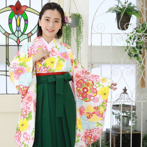 【販売】〔zu〕当店オリジナル 袴 セット 卒業式 女性 ブーツ付き16点フルセット 購入 卒業式袴セット 2尺袖着物＆袴 「白地に桜と菊」ブーツ レトロ モダン 大学 販売 安いの通販は