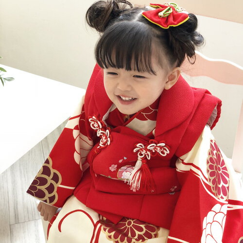 七五三 着物 3歳 レンタル 女の子 被布着物8点セット「生成りと赤の染め分けにレトロ八重菊/被布：赤」 レトロ