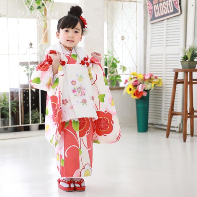 【レンタル】当店オリジナル 七五三 着物 3歳 レンタル 女の子 被布着物10点セット「白・赤ピンク地に梅と椿(白)」レトロ 衣装 おすすめ レトロ おしゃれ 古典柄 安い 大正ロマン 刺繍_5