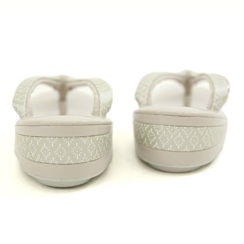 〔zu〕日本製 印伝 三枚芯草履 花柄 Mサイズ 3枚芯 草履 着物 留袖 訪問着 礼装 フォーマル 単品 ベージュ 黒 茶色 紫 黄色 zu〕日本製 印伝 三枚芯草履 花柄 Mサイズ 3枚芯 草履 着物 留袖 訪問