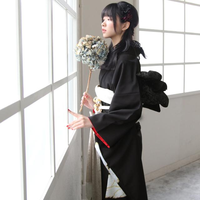 最大20日間レンタル 振袖 レンタル 成人式 黒  黒地に牡丹柄振袖24点フルセットレンタル 無地 シンプル 着物 モード 1月 振り袖 モダン  モノトーン  レトロ かっこいい 最大20日間レンタル 振袖 レンタル 成人式 黒 黒地に牡丹柄振袖24点