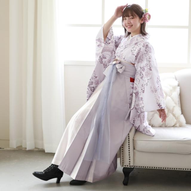 【履物が選べるレンタル】    卒業式 袴 レンタル 大学生 フルセット 袴セット 女性 卒業式袴セット 袴フルセット 「薄グレー地に薄紫の松竹梅に菊柄」レンタル シンプル   大人 履物が選べるレンタル】 卒業式 袴 レンタル 大学生 フルセット 袴